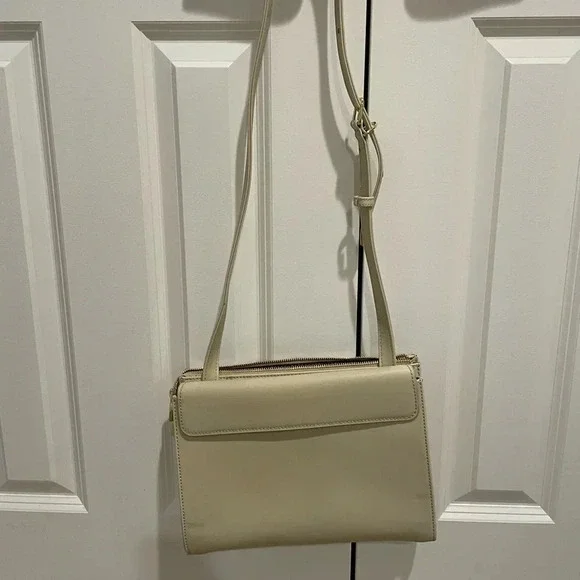 Vegan Leather Crossbody Purse - Picture 7 of 9